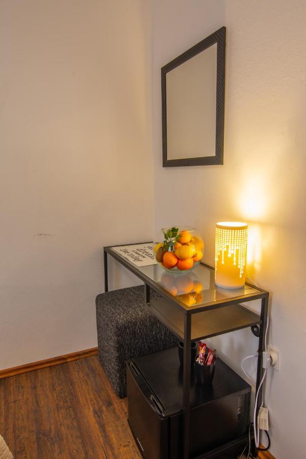 Katarina Old Town Doublebed Guest house